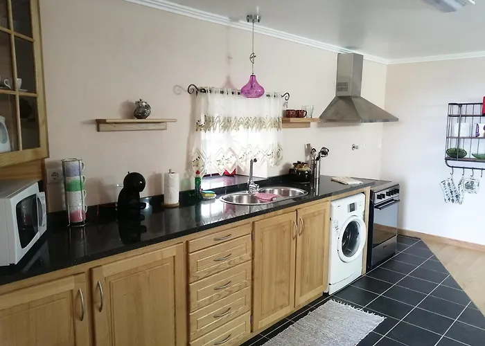 Solar Dos Castanheiros * Prainha (Sao Roque do Pico)